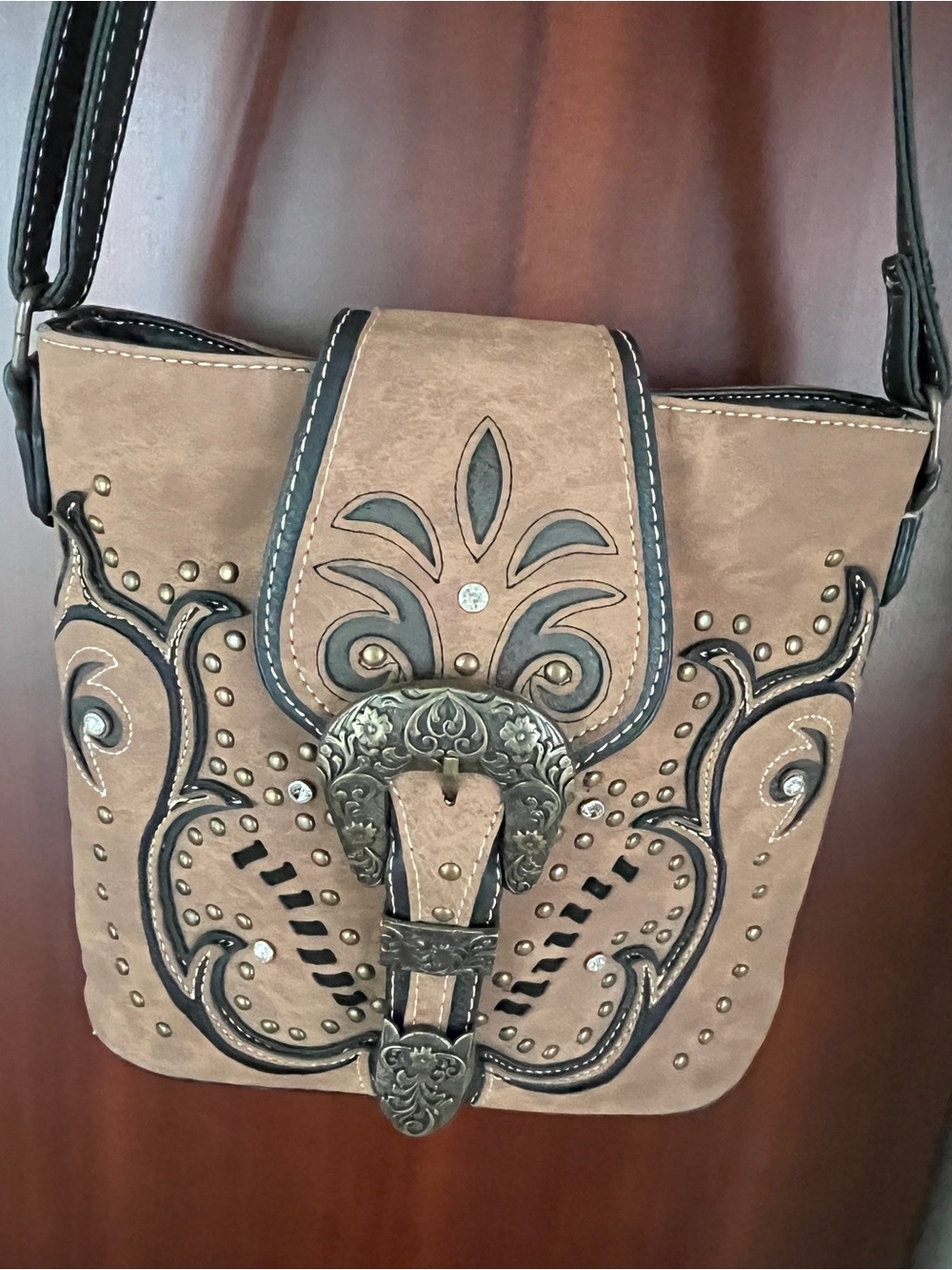 Cowgirl Patina Western Bronze Floral Buckle Studded Crossbody Bag READ